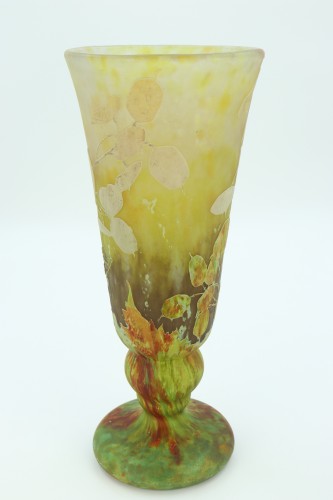 Daum with honesty decoration - 