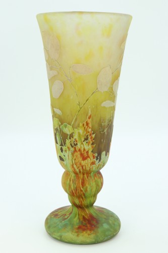 Antiquités - Daum with honesty decoration