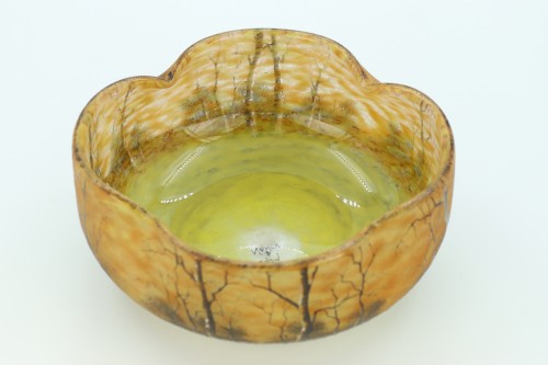 Antiquités - Daum bowl with snowy landscape