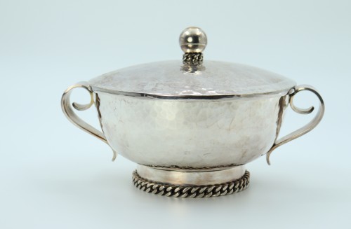 Coupe couverte par Jean Després - Art Déco