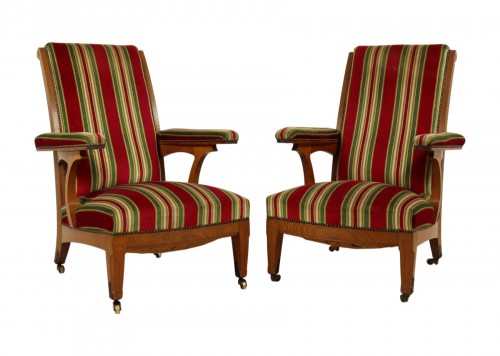 Paire de fauteuils par Gustave Serrurier-Bovy (1858-1910)