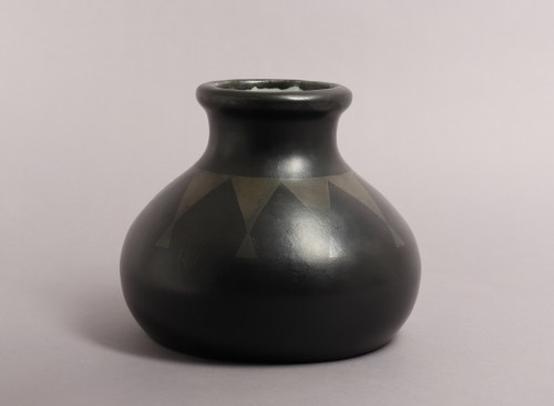 Porcelain & Faience  - Enamelled vase by Jean Luce (1895-1964)