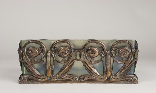 Verrerie, Cristallerie  - Jardinière en bronze argenté par Georges de Feure