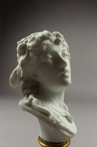XIXe siècle - Suzon, buste en biscuit d'après Auguste Rodin