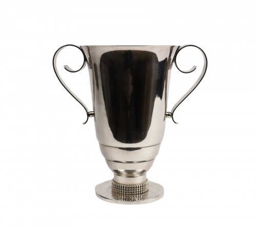 Silvered metal Vase - Jean Després (1889-1980)