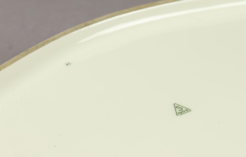 Plats en porcelaine de Sèvres du service de table Pimprenelle - Céramiques, Porcelaines Style Art nouveau