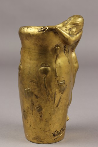 XXe siècle - Lassitude, vase en bronze doré - Charles Vital-Cornu (1851-1927)