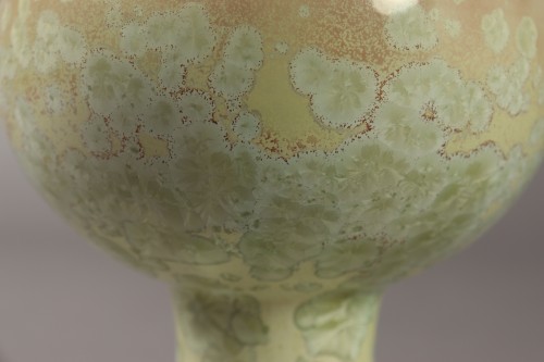 Art nouveau - Vase en porcelaine de Sèvres à décor de cristallisation