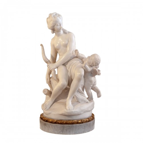 Vénus désarme l’Amour en marbre blanc - milieu du XIXe siècle