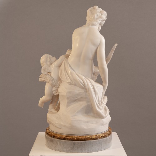 Vénus désarme l’Amour en marbre blanc - milieu du XIXe siècle - Callea Antichità