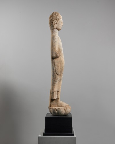 Archéologie  - Statuette de Bouddha en marbre, Chine, dynastie Qi/Sui