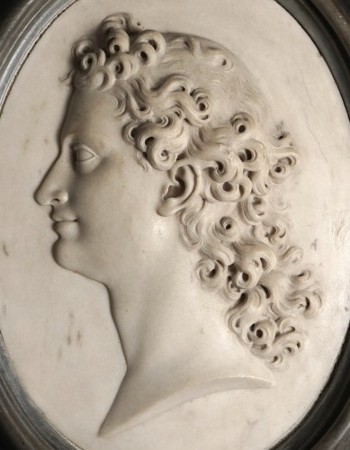 Sculpture  - Marble relief portrait of a classical male