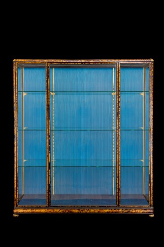 Furniture  - Pair of Art Deco tortoiseshell showcases from Maison Franck