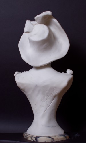 Sculpture  - Young woman with a hat  - Henri Godet (1863 - 1937)