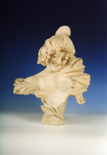 Cristoforo VICARI (1846-1913) - Buste d'un jeune femme dans le vent - Sculpture Style 