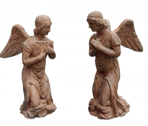 Paire d'anges en terre cuite
