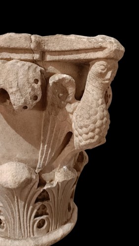 Paire de chapiteaux en marbre, Italie XIIe - XIIIe siècle - B & Facchini