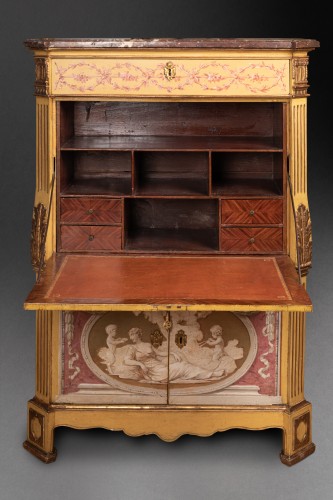 18th century - Secretary in daffodil lacquer, attributed to R. Dubois, Paris around 1780