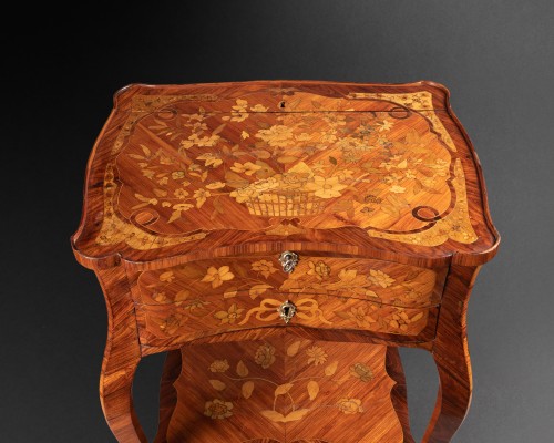 18th century - Living room table with a mechanism by J. Schmitz, Paris, circa 1750