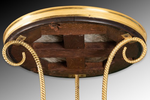 Antiquités - Tripod pedestal table in gilded bronze, Paris circa 1790