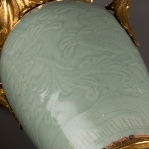 Pairs of celadon porcelain vases, Paris around 1760 - Porcelain & Faience Style Louis XV