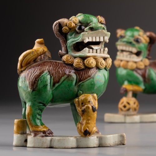 Pair of Fö lions, Kangxi China, Rothschild Collection  - 