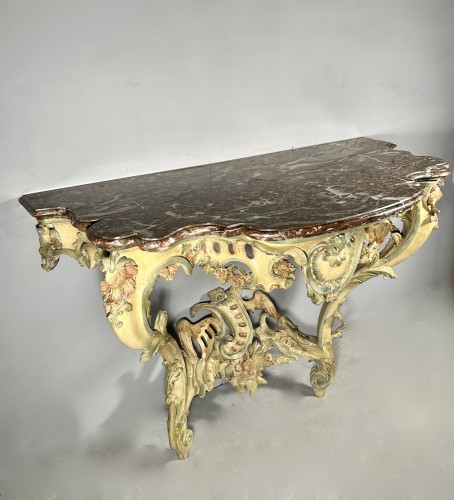 Lacquered console with rocaille decoration, Louis XV period around 1740  - Louis XV