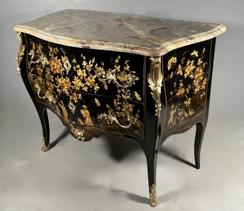 Louis XV - Chest of drawers with Martin varnish,  Paris Louis XV period