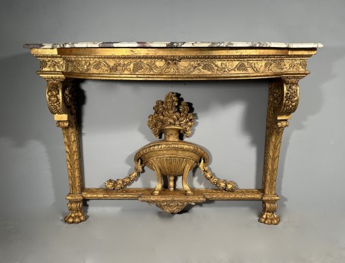 Wall console in gilded oak, Paris circa 1785 - 