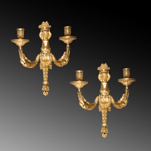 Antiquités - Pair of sconces with canephore children, Paris circa 1780