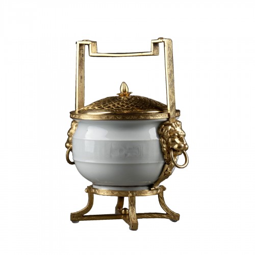 Chinese porcelain perfume burner, bronze mounted, 18th century 