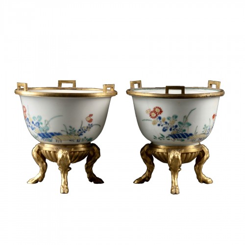 Pair of bronze mounted porcelain bowls, Japan circa 1700 