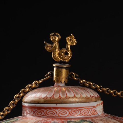 Antiquités -  Kakiémon teapot with four elements, Japan circa 1690-1700 