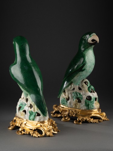 Pair of bronze-mounted cookie parrots, China 18th century - 