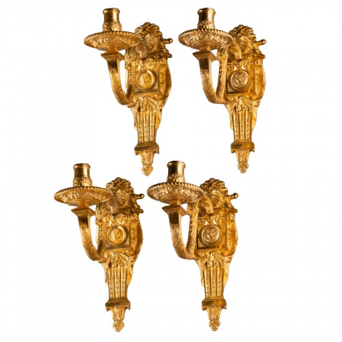 Series of four bronze sconces, Paris Regency period