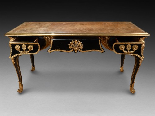 XVIIIe siècle - Bureau plat en placage d’ébène, François Lieutaud vers 1720