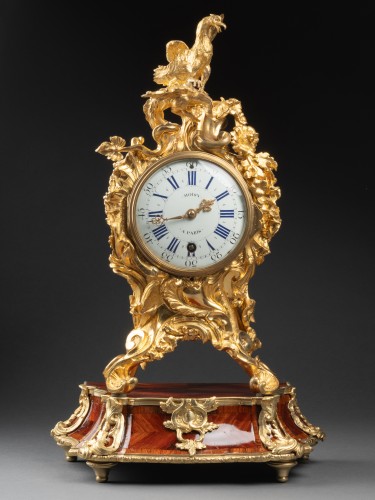 Rocaille clock with marquetry base, Paris, Louis XV period - 