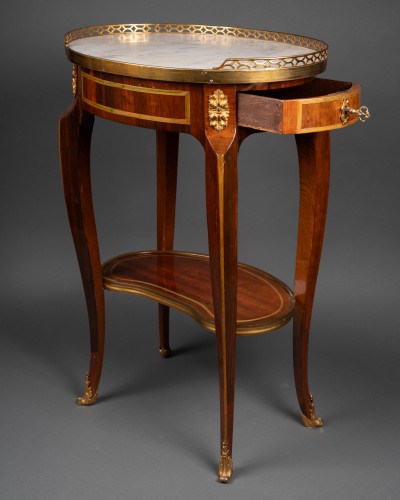 Antiquités - Table de salon estampillée F.Schey, Paris vers 1770