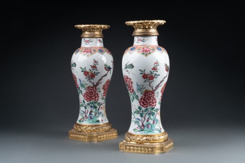 Pair of Chinese porcelain and gilded bronze vases - French Regence