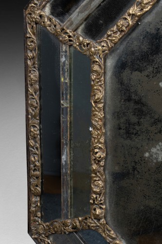 Miroir d’apparat de forme octogonale, Venise 17e siècle - Louis XIV