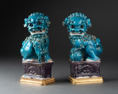 Céramiques, Porcelaines  - Palanquin aux chiens de Fö, Paris vers 1780-1790