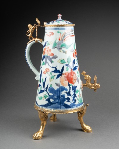 Japanese porcelain coffee fountain, circa 1700 - Louis XIV