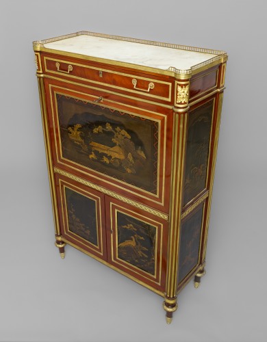Mahogany and Japanese lacquer writing desk, Paris circa 1790 - Louis XVI