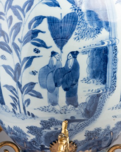 Rare Japanese porcelain coffee fountain circa 1700 - Louis XIV