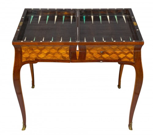 Table tric-trac de voyage à système P.Denizot vers 1770