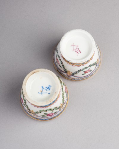 Antiquités - Pair of Sèvres porcelain egg cups mounted as candlesticks