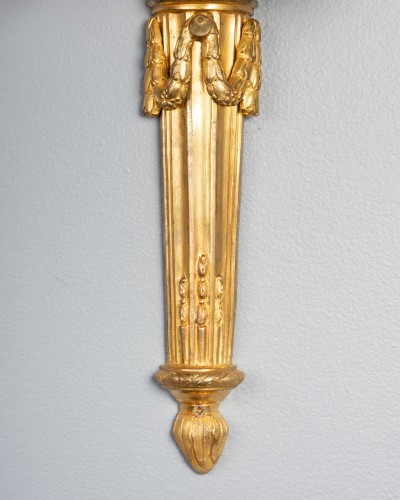 Louis XVI - Pair of five-armed sconces after J.L. Prieur, Paris circa 1770