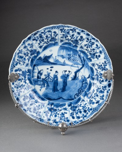 17th chinese porcelain plate with silver mount - 