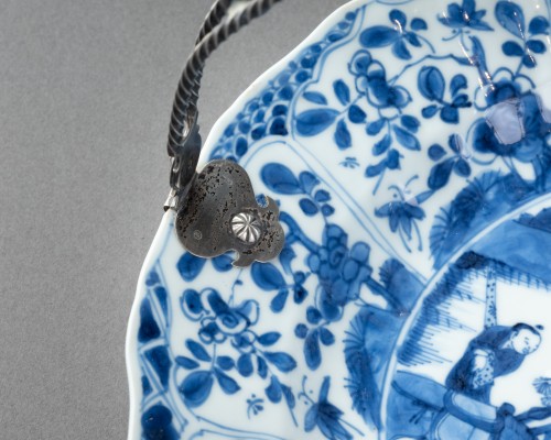 Louis XIII - 17th chinese porcelain plate with silver mount