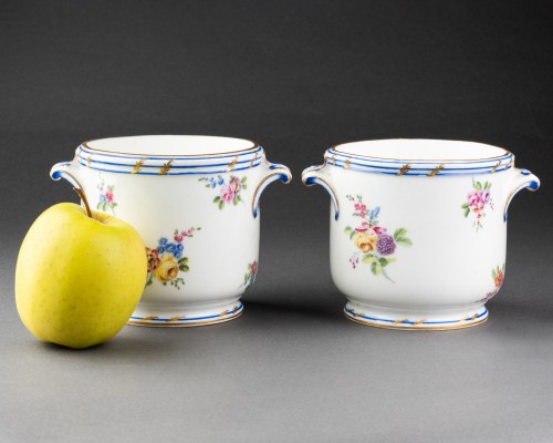 Pair of Sévres porcelain glass buckets, 1759 - Louis XV